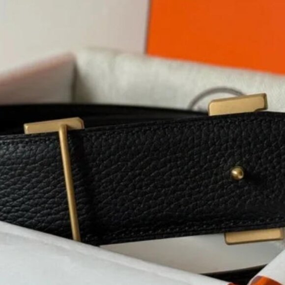 Hermès Reversible Black Belt with Gold Buckle - Size 90, With Box - Picture 5 of 8